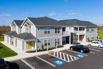 Pintail Crossing in Farmington, NY - Building Photo - Primary Photo