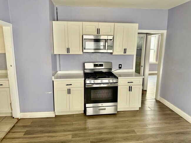 1491 River St in Boston, MA - Building Photo - Building Photo