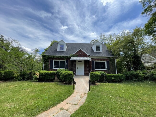 property at 3873 S Amherst Hwy