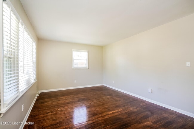 4401 Charlotte Ann Dr in Louisville, KY - Building Photo - Building Photo