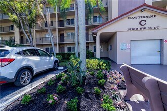 13100 SW 11th Ct in Pembroke Pines, FL - Building Photo - Building Photo