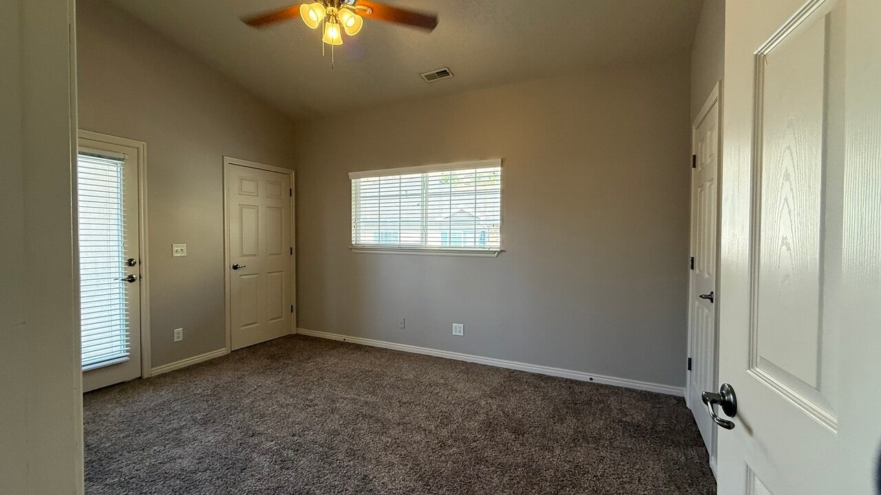 1174 S. Meadow Fork Rd. 6, Unit Master in Provo, UT - Building Photo