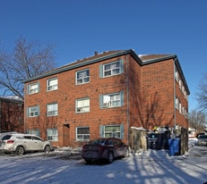 233 Cordova Rd in Oshawa, ON - Building Photo