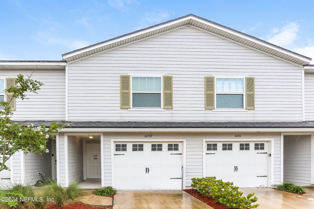 8259 Rigel Rd in Jacksonville, FL - Building Photo