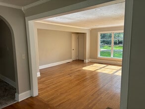 4650 Manila Dr in Jackson, MS - Foto de edificio - Building Photo