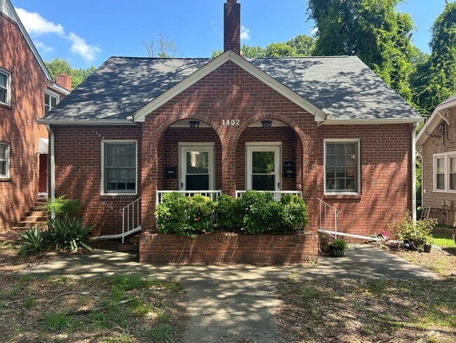 property at 1402 W Chapel Hill St