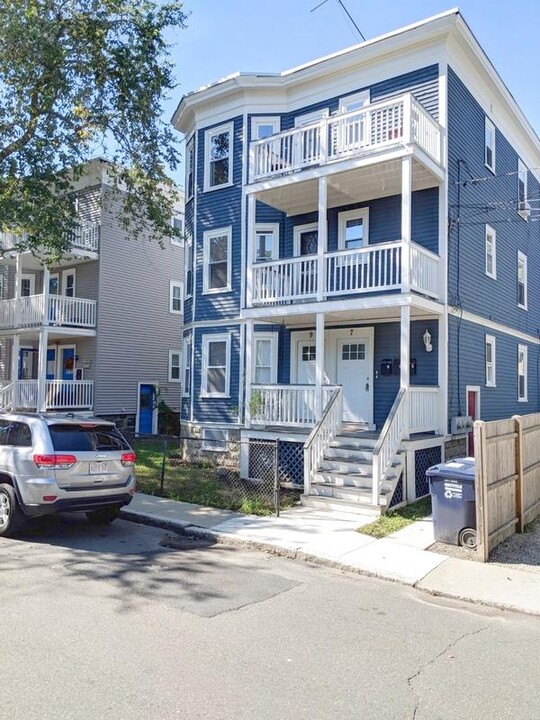 9 Orrin St, Unit 3 in Cambridge, MA - Building Photo