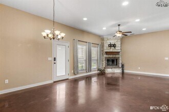 7489 Roller Rd in Burkburnett, TX - Building Photo - Building Photo