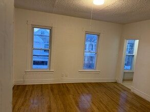 27 Wilson Ave in Amsterdam, NY - Building Photo - Building Photo