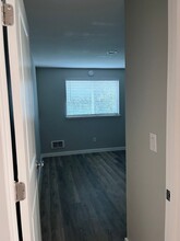 1105 S Woodlawn St-Unit -#2 in Tacoma, WA - Building Photo - Building Photo