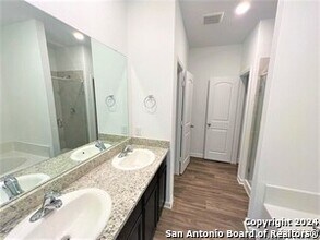 3983 Trail de Paris in New Braunfels, TX - Building Photo - Building Photo