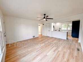6320 Willow Ave in Raytown, MO - Building Photo - Building Photo