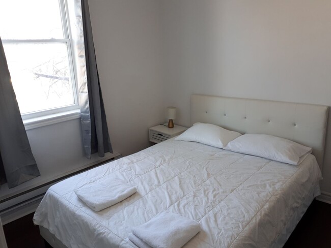 property at 5150 Papineau Av