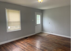 2200 S Beacon St in Muncie, IN - Building Photo - Building Photo