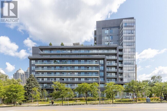 7-717 Kenaston Gardens in Toronto, ON - Building Photo - Building Photo