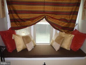 2540 Fairfax Dr in Arlington, VA - Building Photo - Building Photo