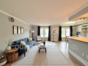 255 Blackhorne Dr in Kitchener, ON - Building Photo - Building Photo