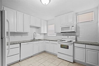 918 Winnie St in Galveston, TX - Building Photo - Building Photo