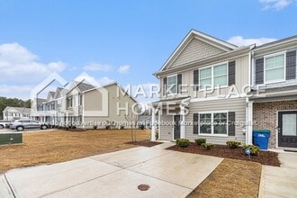 4335 Shaffer Ct in Union City, GA - Building Photo - Building Photo