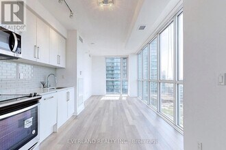 5180-5180 Yonge St in Toronto, ON - Building Photo - Building Photo