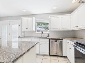 3504 Rugby Ln in Wichita Falls, TX - Foto de edificio - Building Photo