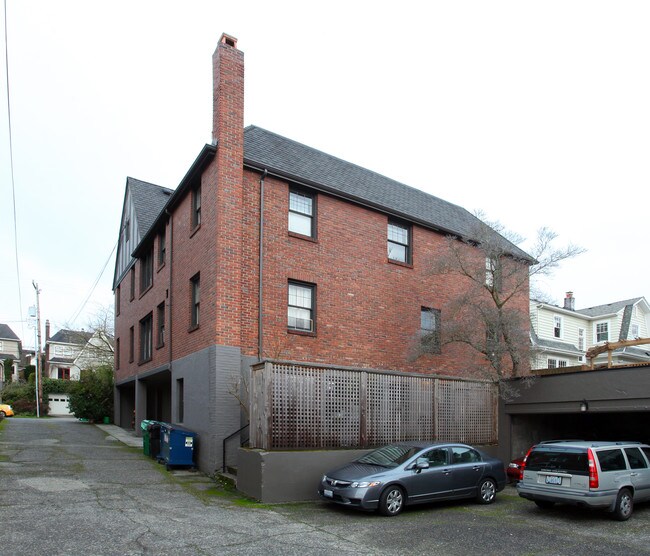 1914 Bigelow Ave N in Seattle, WA - Foto de edificio - Building Photo