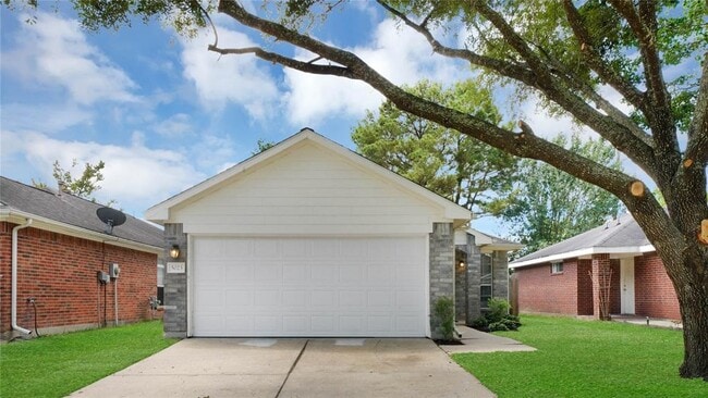 property at 5023 Deer Point Dr