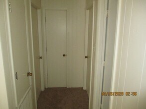 1201 Radium Springs Rd in Albany, GA - Building Photo - Building Photo