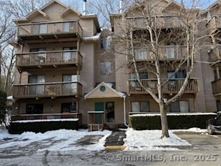 97 Richards Ave in Norwalk, CT - Foto de edificio - Building Photo