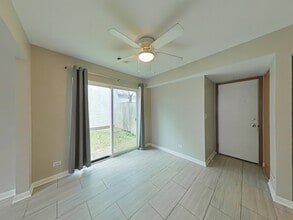 1101 Symphony Dr in Aurora, IL - Building Photo - Building Photo
