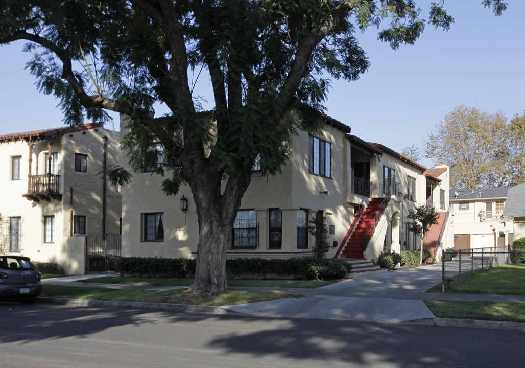 921 N Lacy St in Santa Ana, CA - Foto de edificio