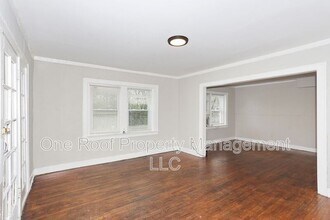 3225 E 8th St in Kansas City, MO - Building Photo - Building Photo