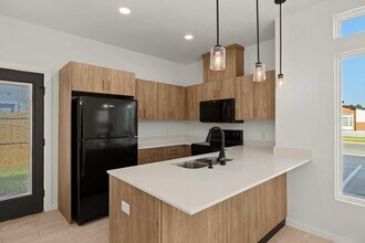 3520 Hidalgo Cir, Unit 1 in Brownsville, TX - Building Photo - Building Photo