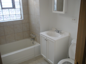 7654 S Peoria St in Chicago, IL - Building Photo - Building Photo