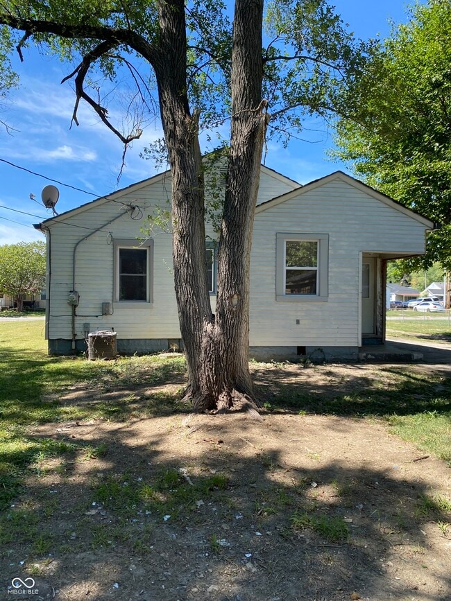 1951 N Bosart Ave in Indianapolis, IN - Building Photo - Building Photo