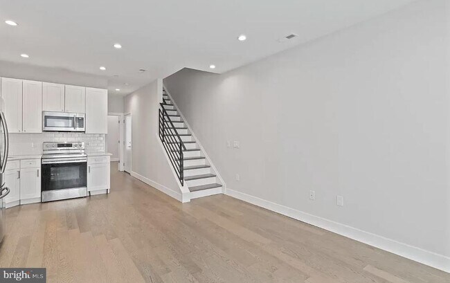 property at 2118 N 8th St