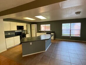12001 Rosedown Ln in Frisco, TX - Foto de edificio - Building Photo