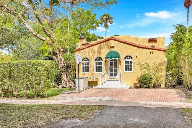 property at 1503 Genoa St