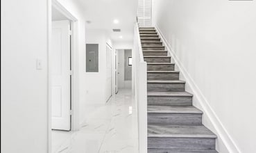 1825 NW 68th St in Miami, FL - Building Photo - Building Photo