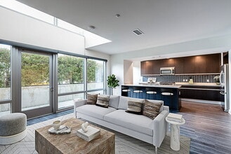 360 Residences in San Jose, CA - Building Photo - Building Photo