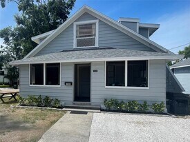 1708 Ballard Park Dr in Bradenton, FL - Building Photo