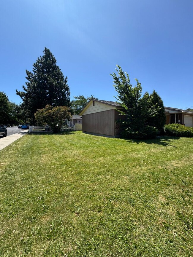 304 E Capitol Ave in Ellensburg, WA - Building Photo - Building Photo