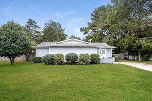 202 Evergreen St in Easley, SC - Building Photo