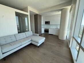 188 Brookline Ave, Unit 27G in Boston, MA - Building Photo - Building Photo
