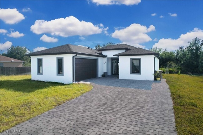6005 Beth Ave N in Lehigh Acres, FL - Building Photo - Building Photo