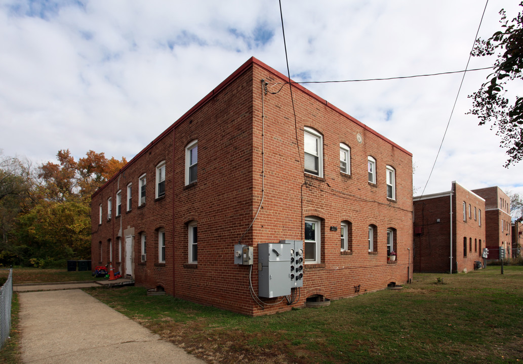 4916 Nash St NE in Washington, DC - Building Photo