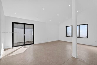 20615 NE 9th Ct in Miami, FL - Building Photo - Building Photo