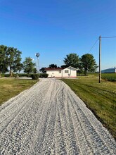 125 E Park St in Gilman, IL - Building Photo - Building Photo