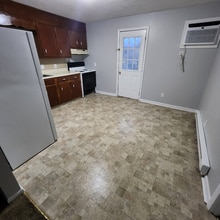 145 Hendricks Blvd in Chattanooga, TN - Building Photo - Building Photo