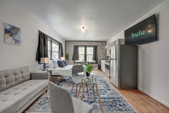 property at 1925 N Prospect Ave